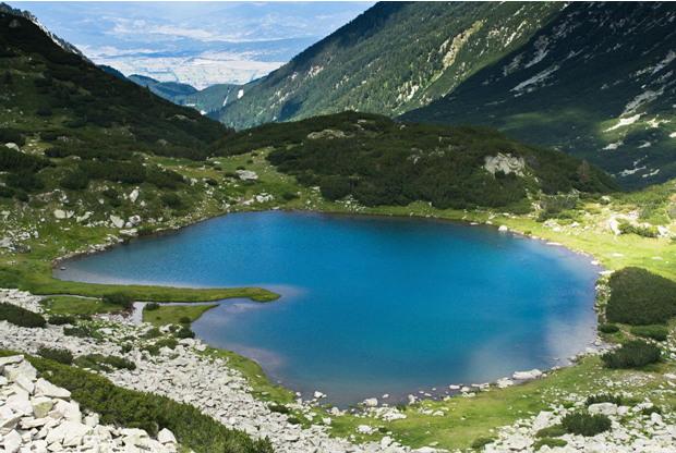 Climbing Muratov peak