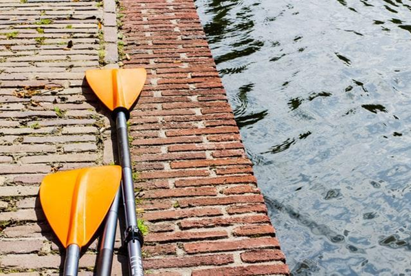 What is kayaking in Bansko?